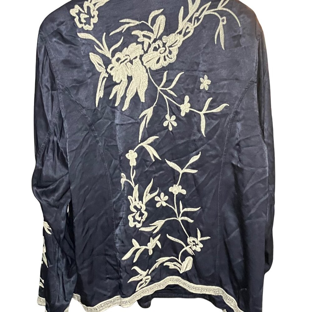 Johnny Was Navy Embroidered Kimono Jacket Size L Boho Chic Art to Wear - Picture 3 of 7